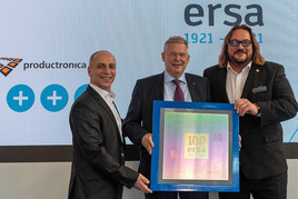 Representatives of Christian Koenen GmbH with Kurtz Ersa CEO Rainer Kurtz (mi.)